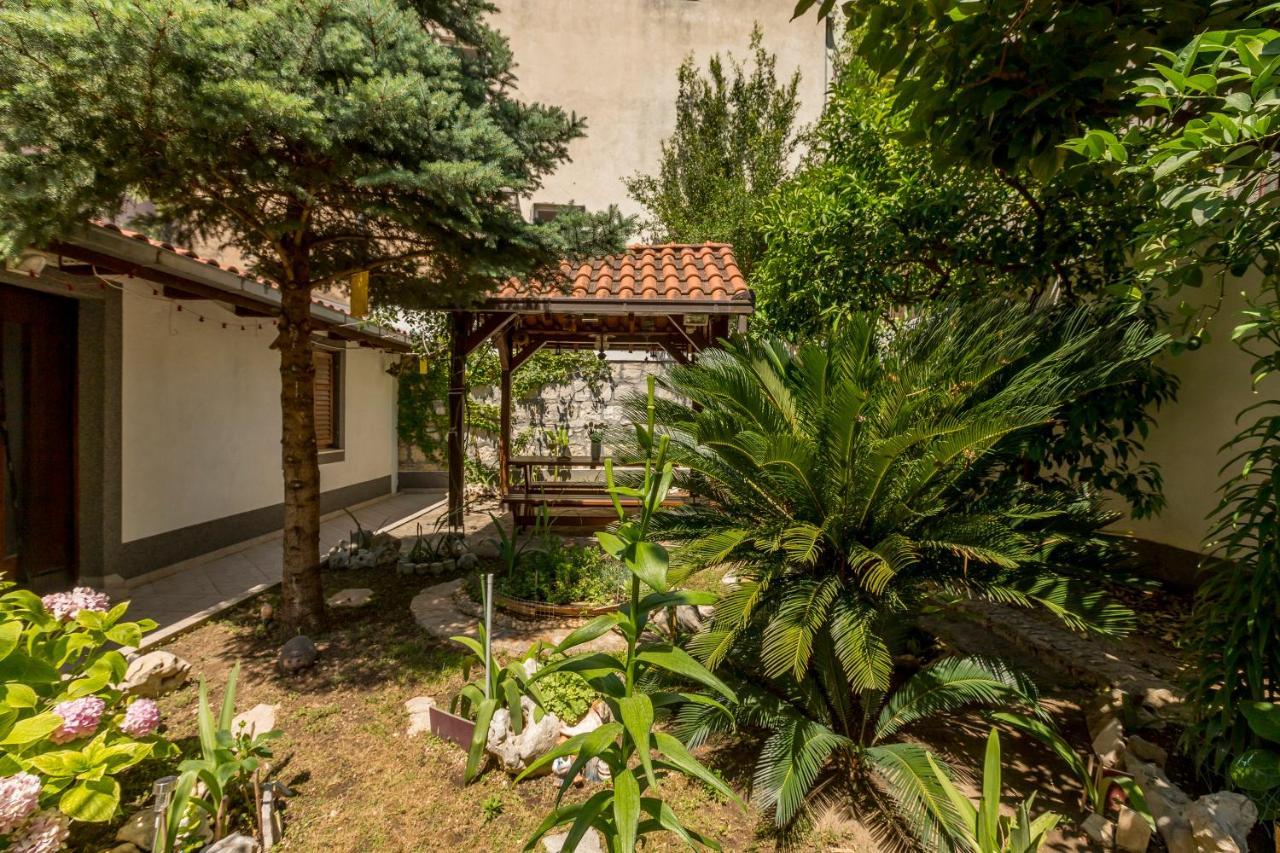 Studio Apartment Paradise Garden Σπλιτ Εξωτερικό φωτογραφία